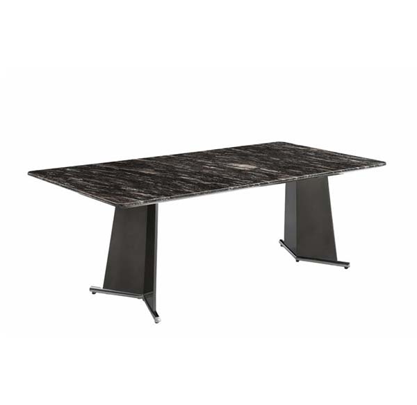 大平层奢石餐桌